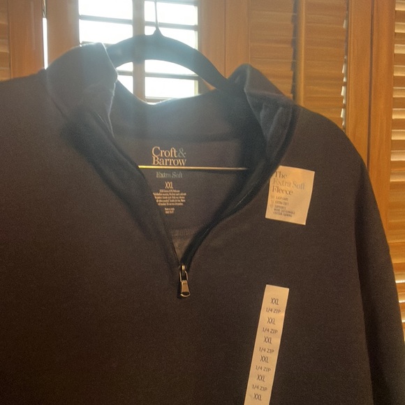 Men’s Croft and barrow extra soft pull over - Picture 2 of 2